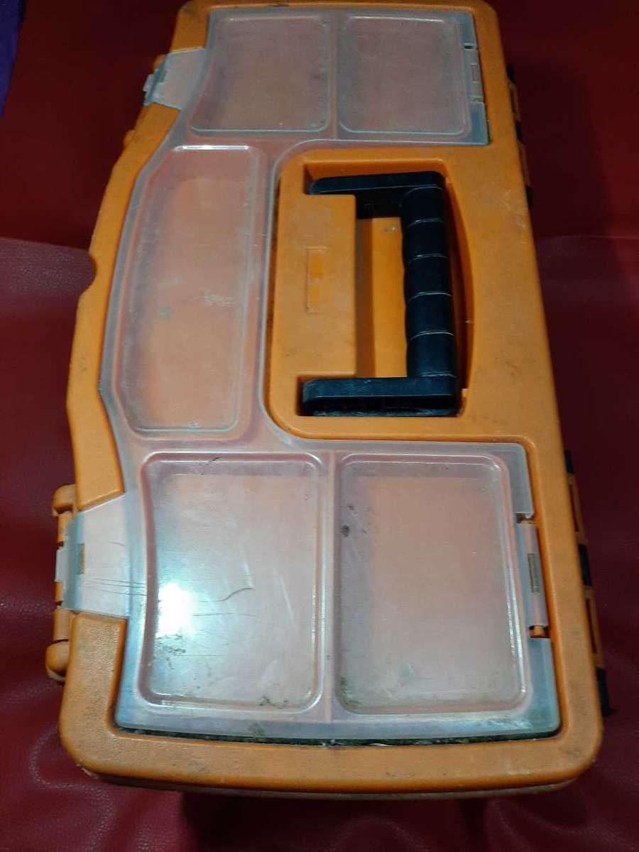 Like new bitcoin antminer S9 Plug and play 13th, Comes with everything in the picture.