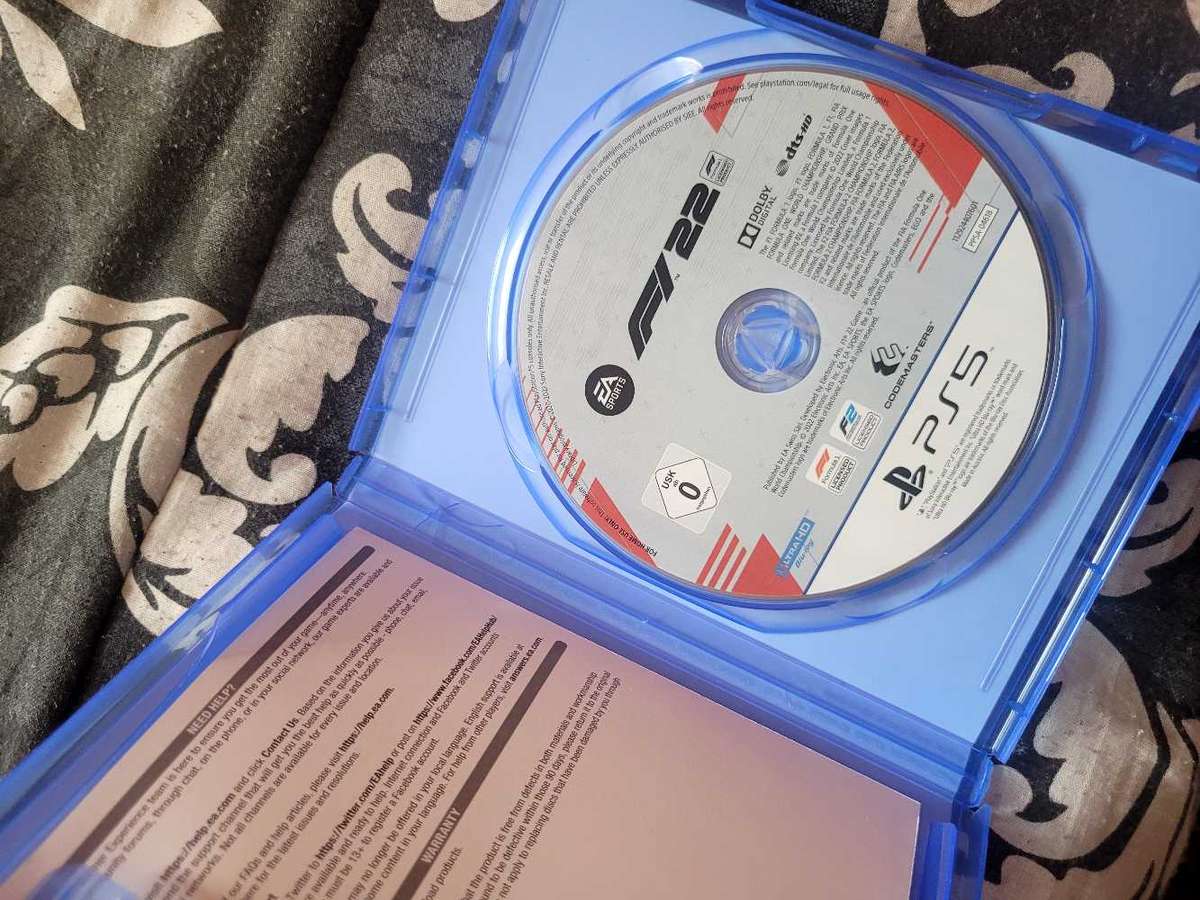 Playstation 5 Disc Edition & Extras