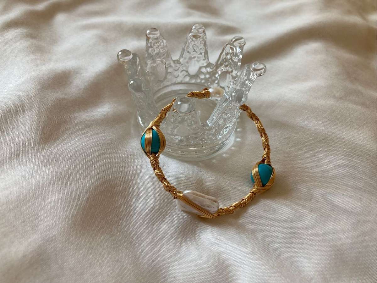 Pearl Crystal Bangle