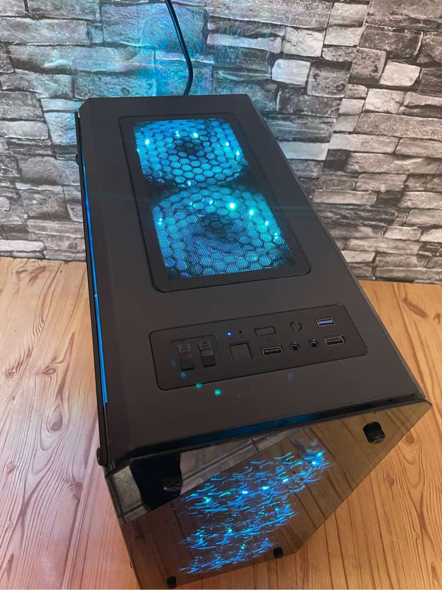 8Th Gen i7 Gamer**8GB graphics**20GB Ram**500GB SSS**Corsair VS550 Gaming PSU