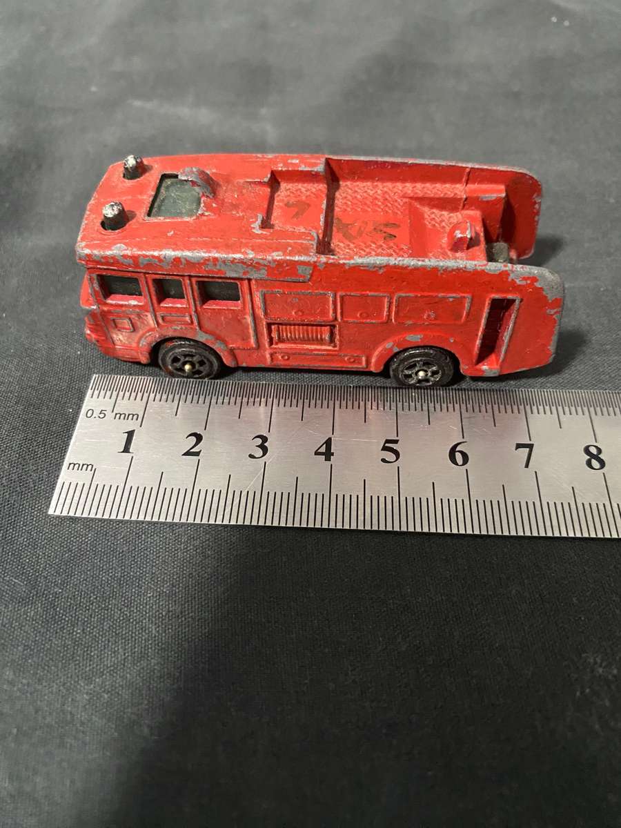 VINTAGE CORGI ERF FIRE TENDER