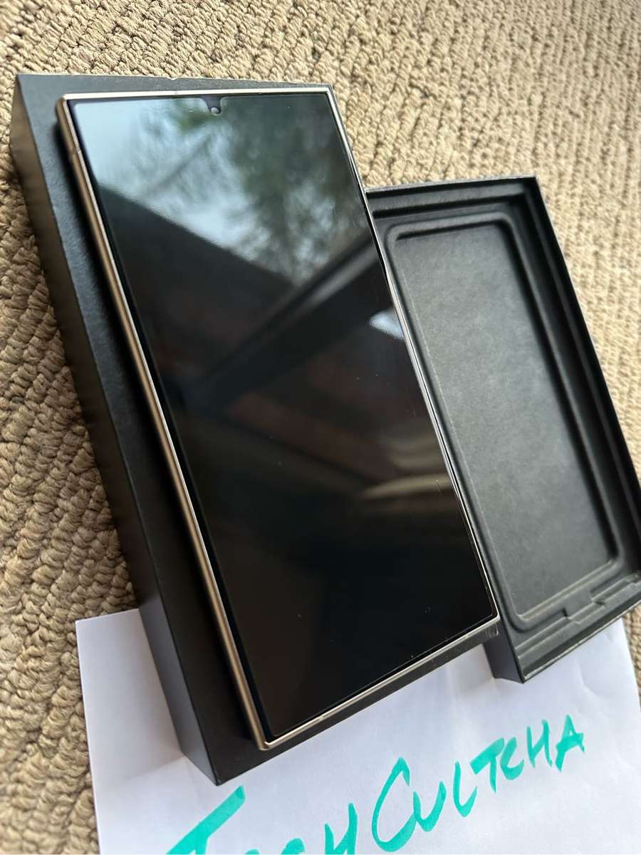 Samsung Galaxy S24 Ultra 256GB Dual Sim