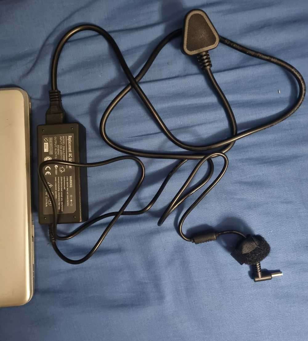 HP 15 bs105ni for parts or repair