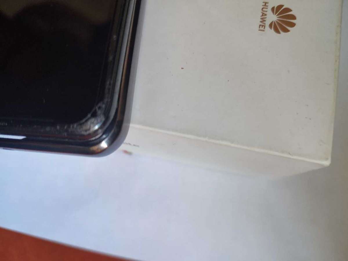 Huawei P30 Lite. 128GB 4GB Ram. Dual sim