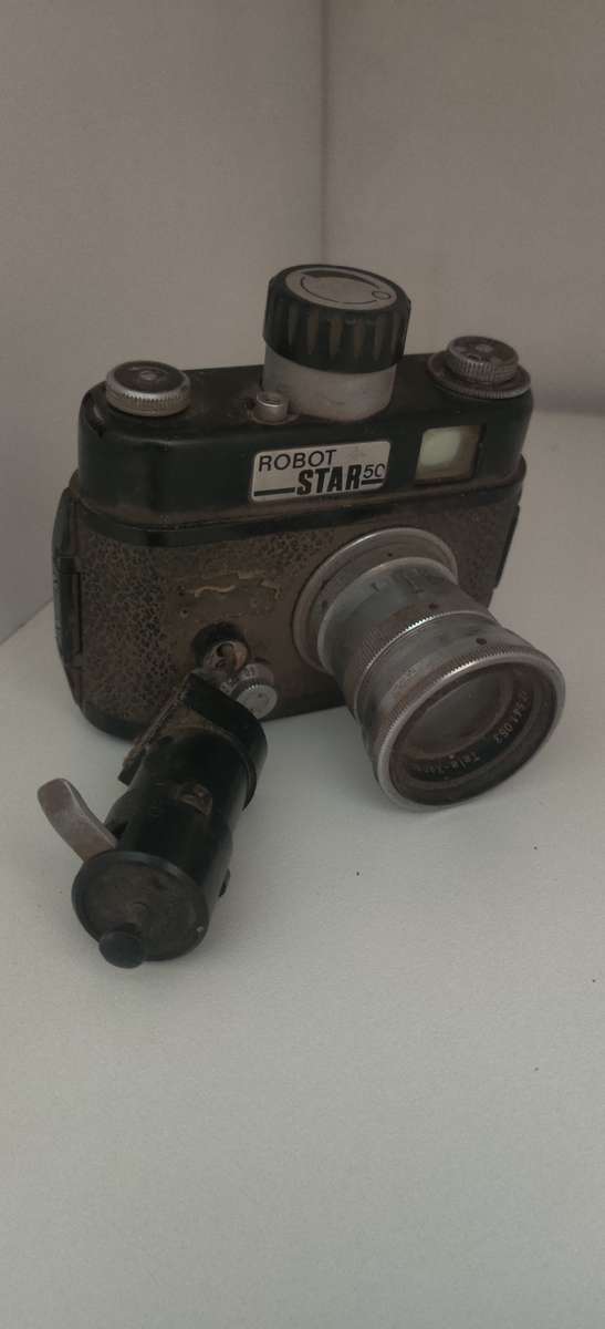 Vintage Robot Star 50 camera