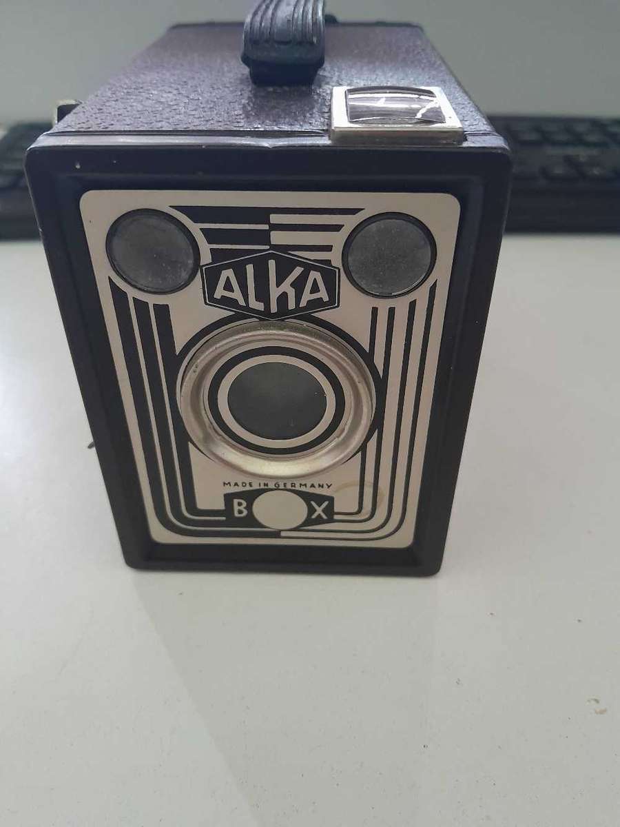 RELIST Vintage Alka camera
