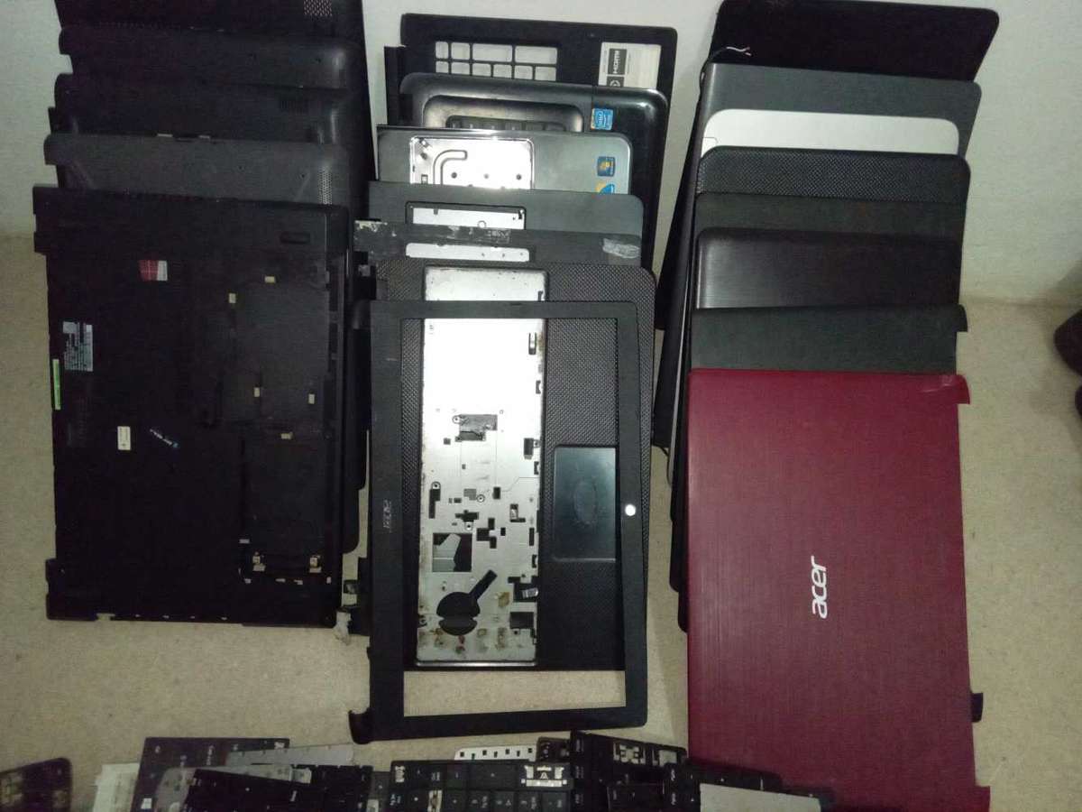 Bult Lot Of Laptop Spares/Scraps