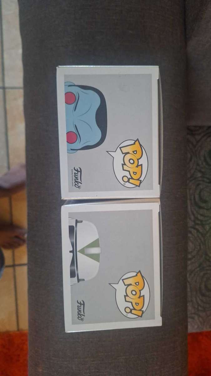 2017 Galatic convention funko pop Grand Admiral Thrawn and clone commander