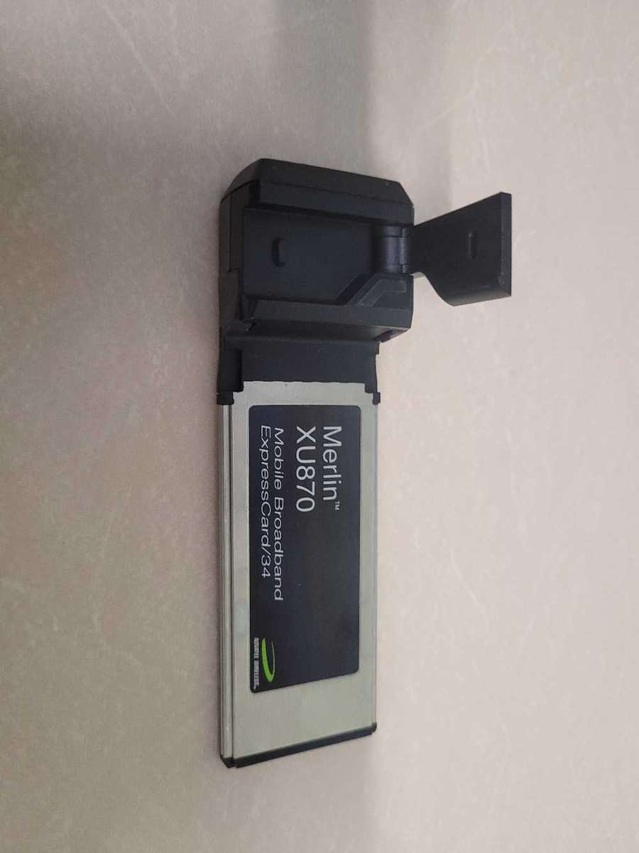 Merlin XU870 HSDPA Expresscard modem with USB adapter
