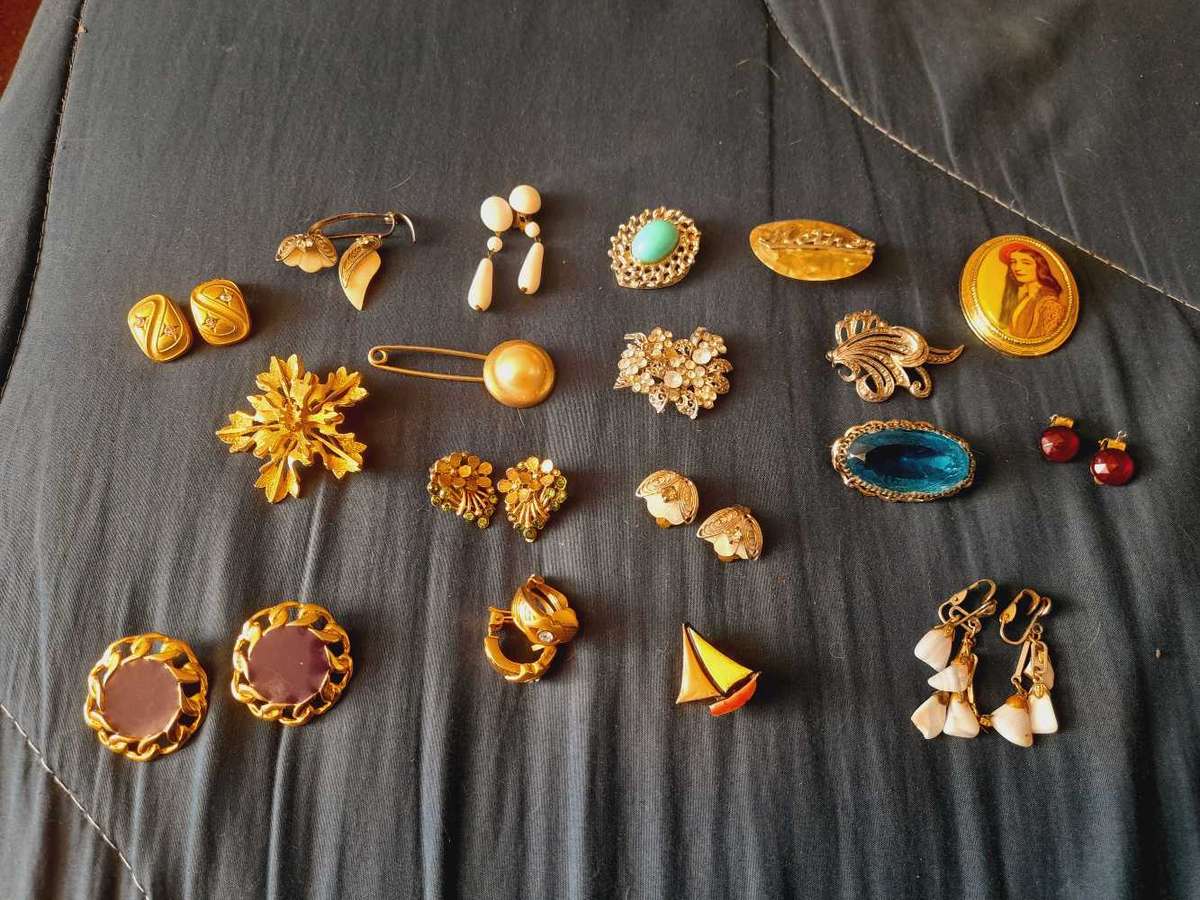 Vintage jewelry