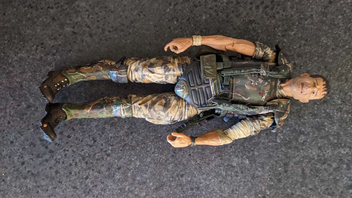 NECA Aliens Hudson Action Figure