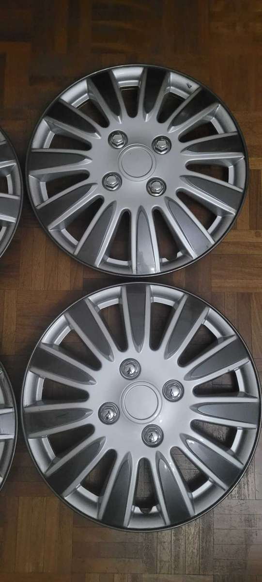 14 Inch wheel covers - set of 4