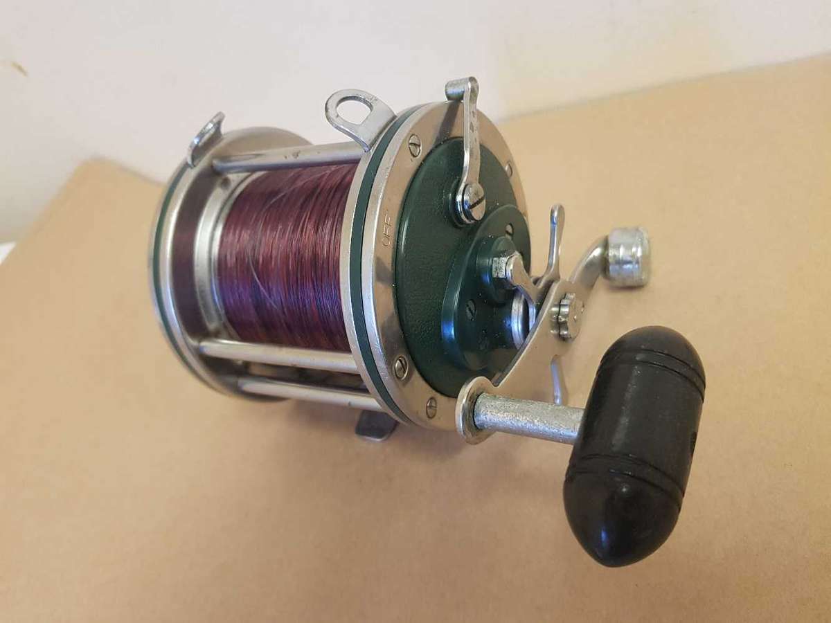 Fishing reel. Shakespeare model 2153