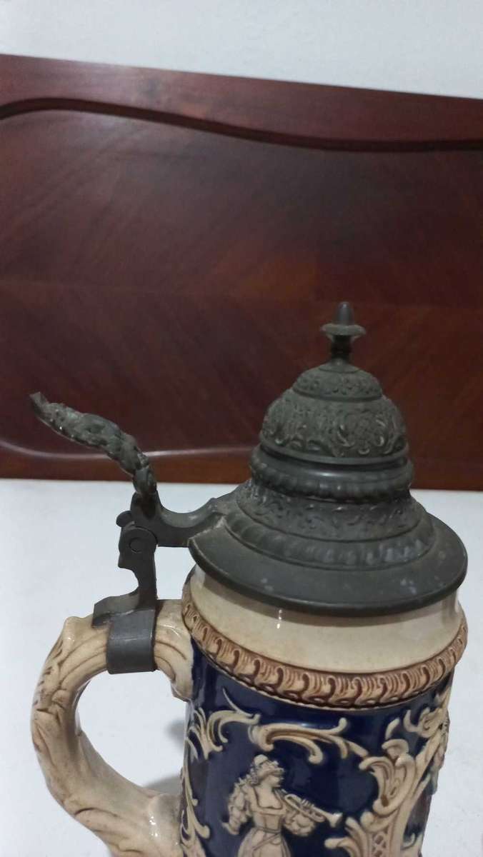 Vintage Oktoberfest German Beer Tankards with hinged lids