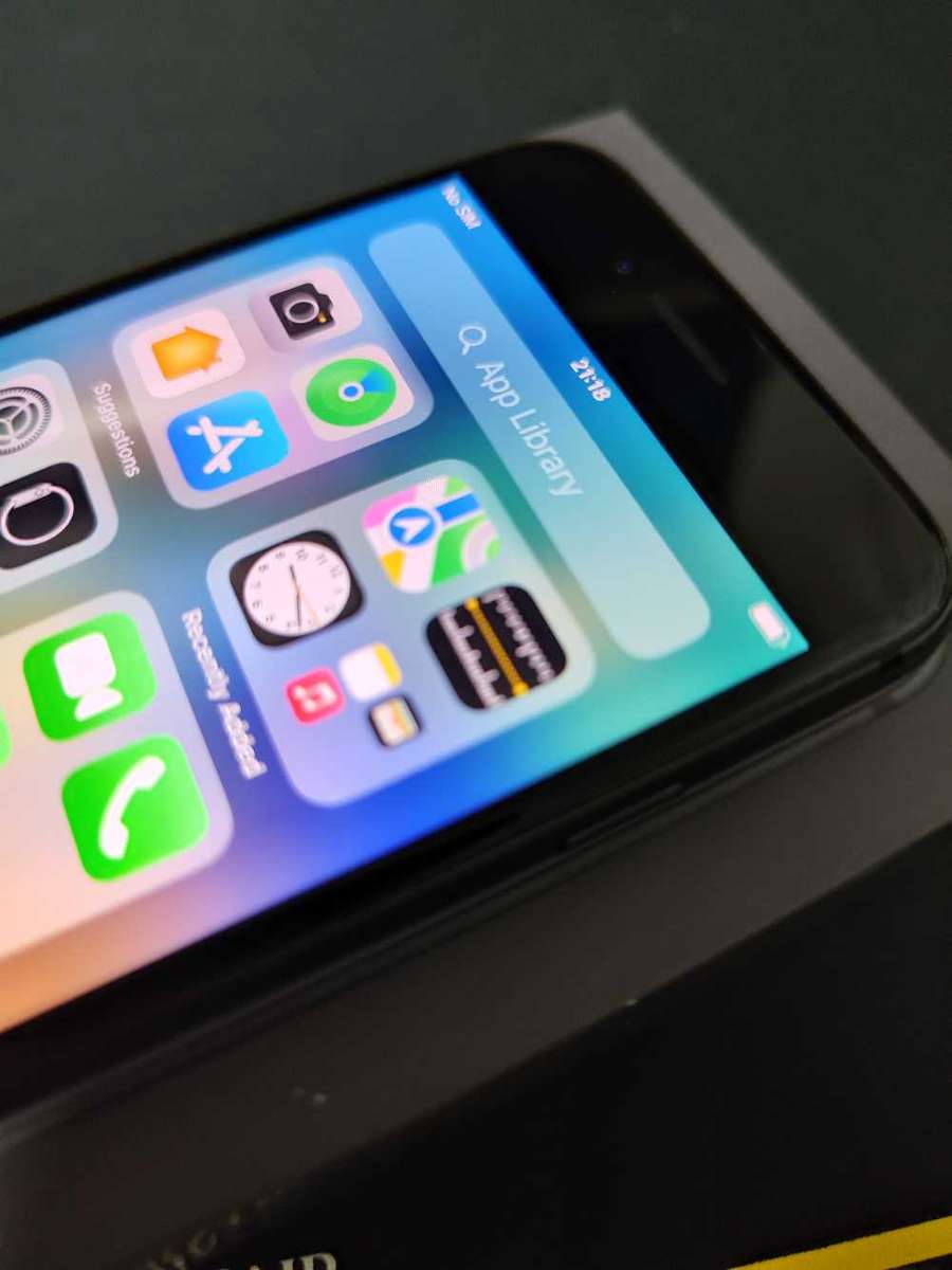 iPhone 8 SPACE GREY 64GB