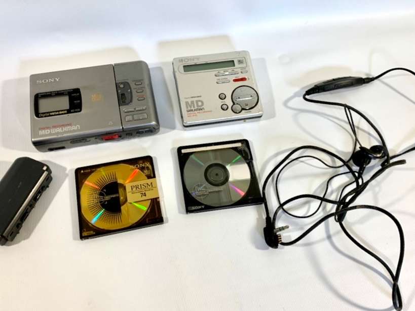 Sony Walkman Bundle (parts / repair)