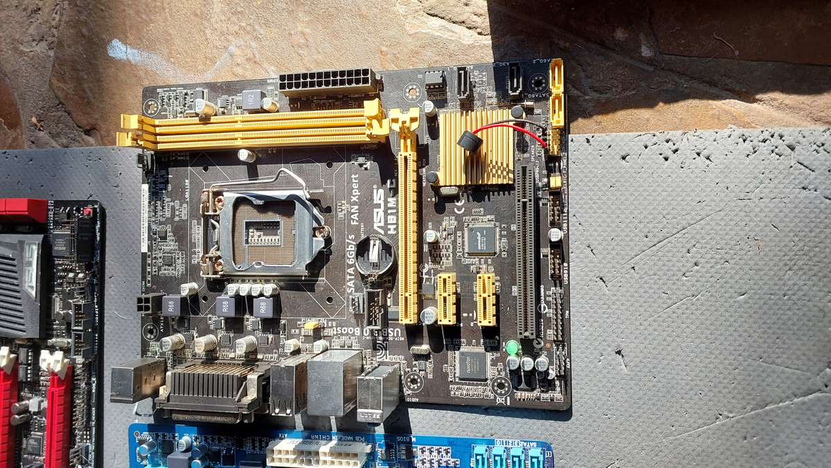 Motherboard Lot x 5 Faulty