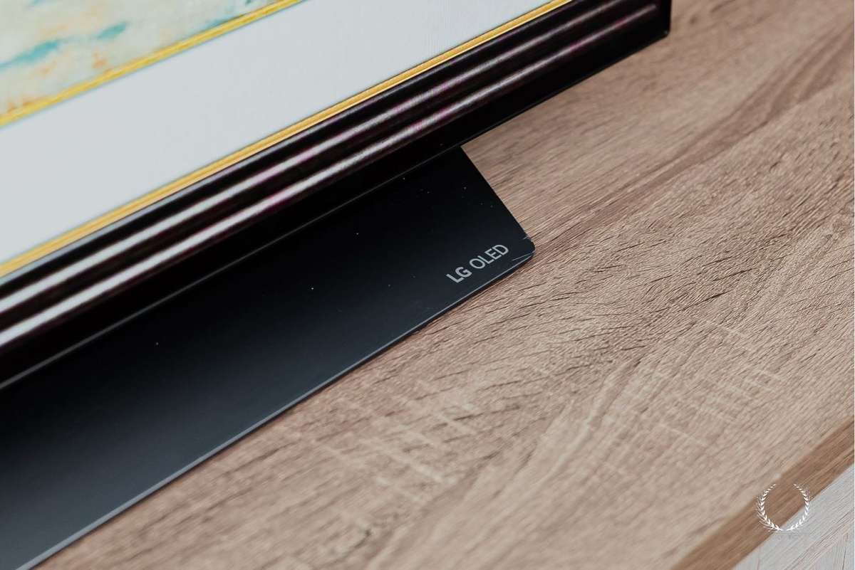 LG OLED 4K/UHD Smart TV C1