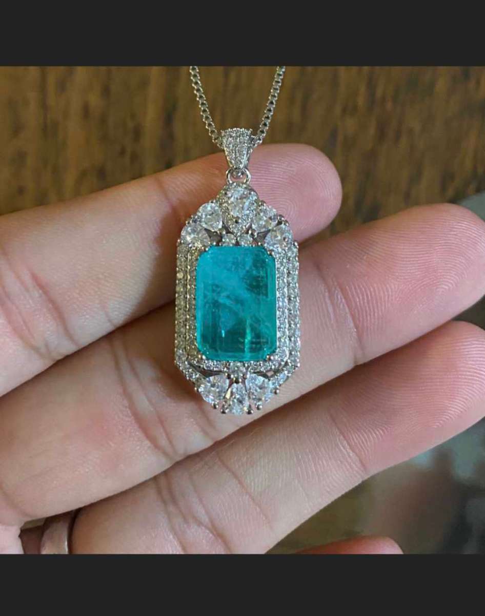 Paraiba Tourmaline Diamond Pendant