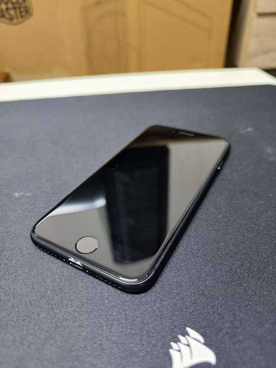 iPhone 8 64GB SPACE GREY 64GB 100% BATTERY HEALTH