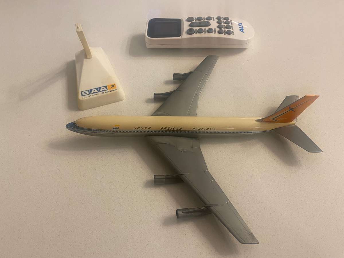 SAA/SAL model airplane Boeing 707