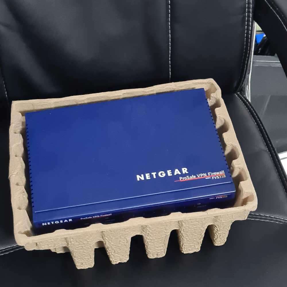 Netgear Prosafe VPN firewall. 8 port Switch
