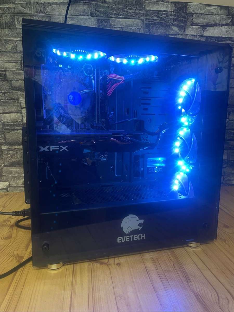 8Th Gen i7 Gamer**8GB graphics**20GB Ram**500GB SSS**Corsair VS550 Gaming PSU
