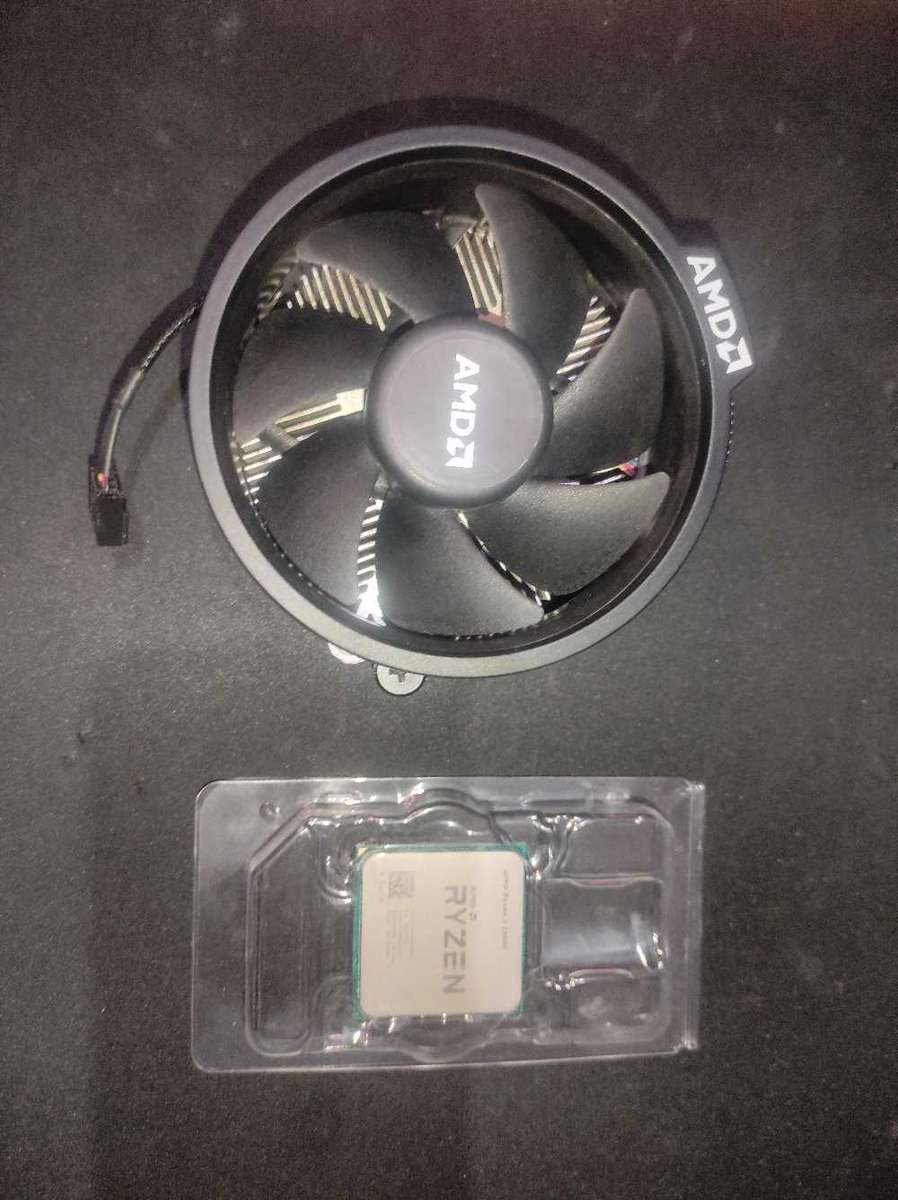Ryzen 3 2200G + Fan