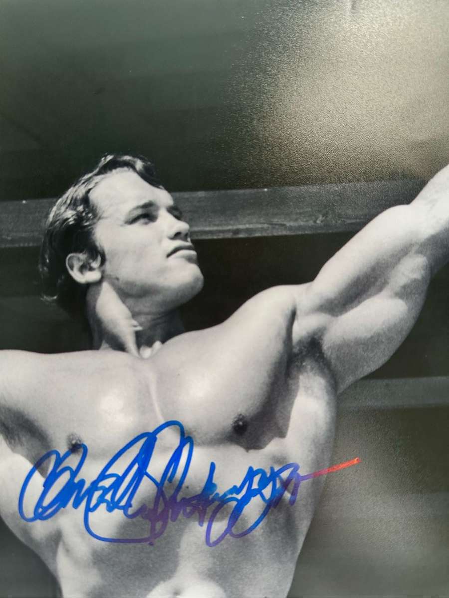 AUTHENTIC AUTOGRAPH BY ARNOLD SCHWARZENEGGER - WITH COA