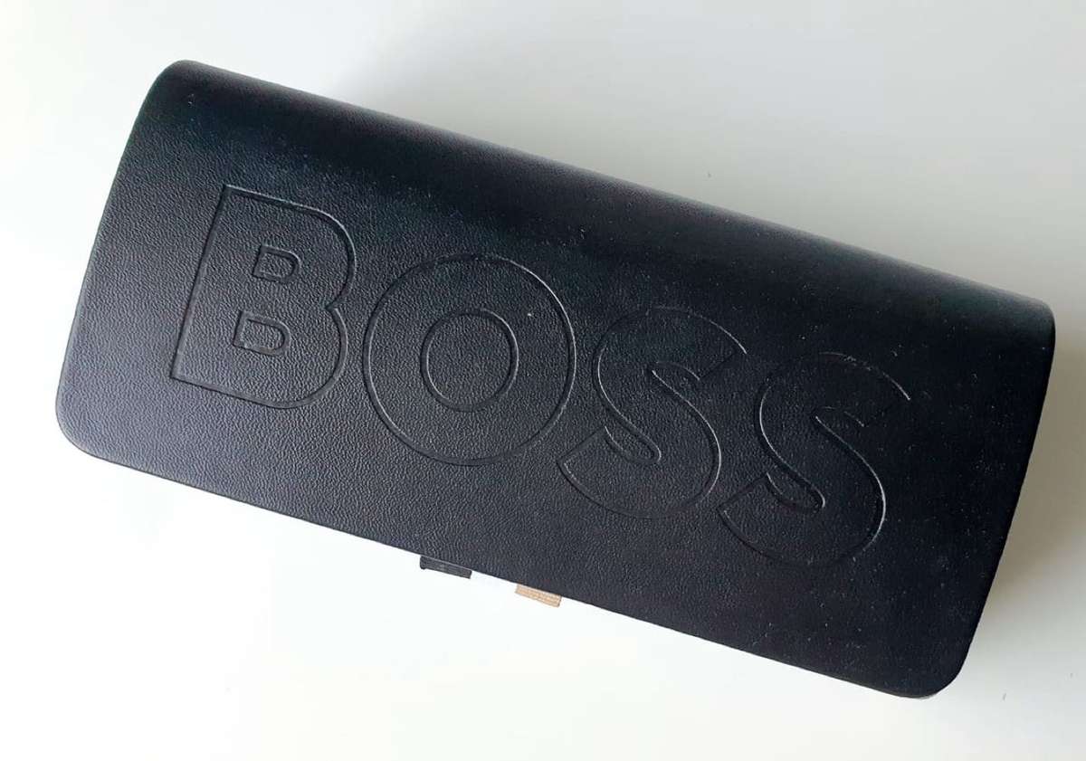 STUNNING FRAMES FROM HUGO BOSS - MODEL 1312 003 - VALUE R2500.00