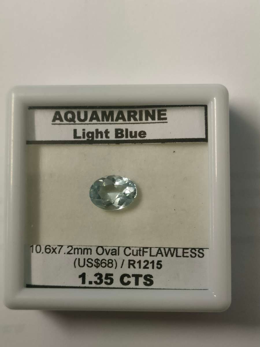 1.35 carat light blue aquamarine