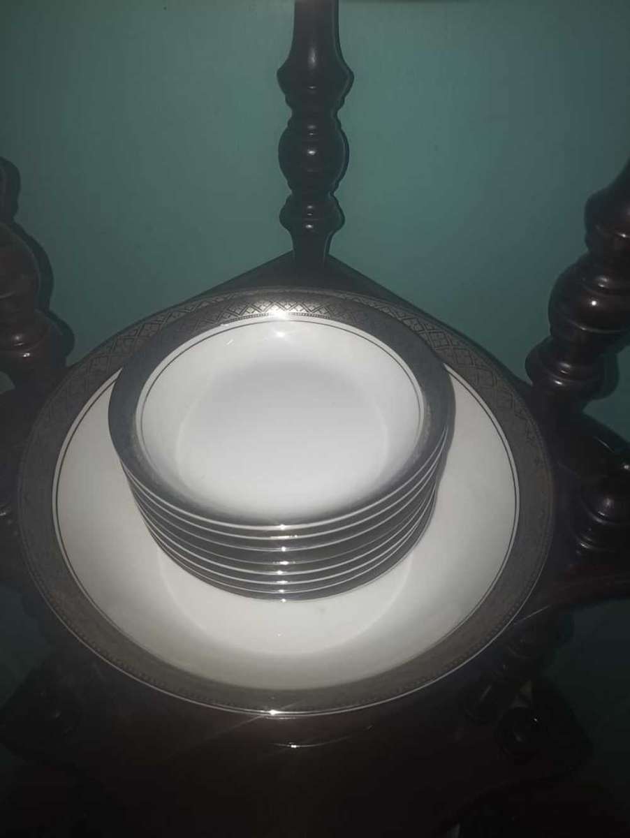 Presidential silver collection Dinner service complete