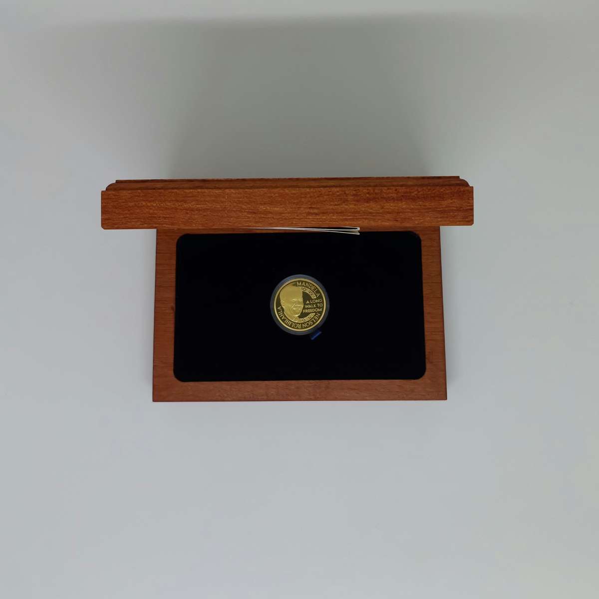 2010 Mandela 20th Anniversary 1/2Oz Gold Medallion