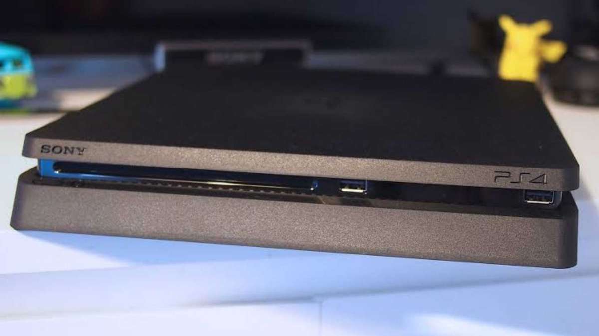 PS4 SLIM