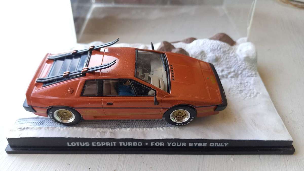 007 Lotus Esprit Turbo - For Your Eyes Only