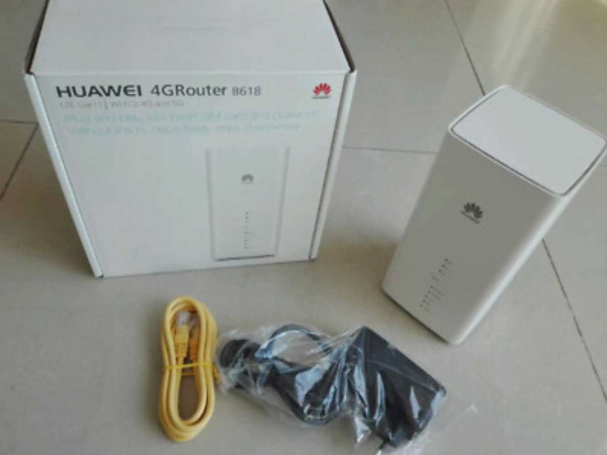 Huawei B618s-65d 4G LTE wifi router