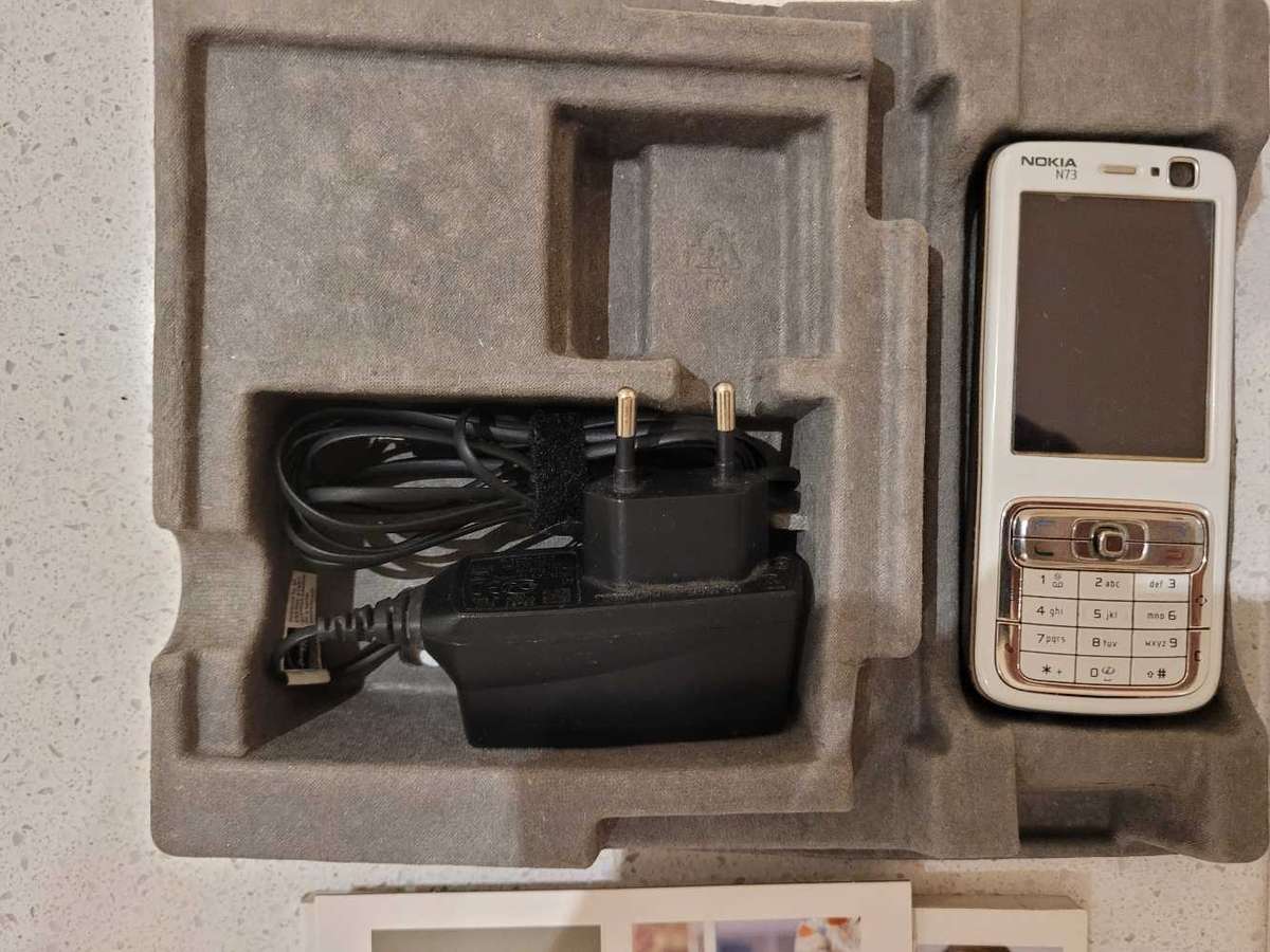 Nokia N73