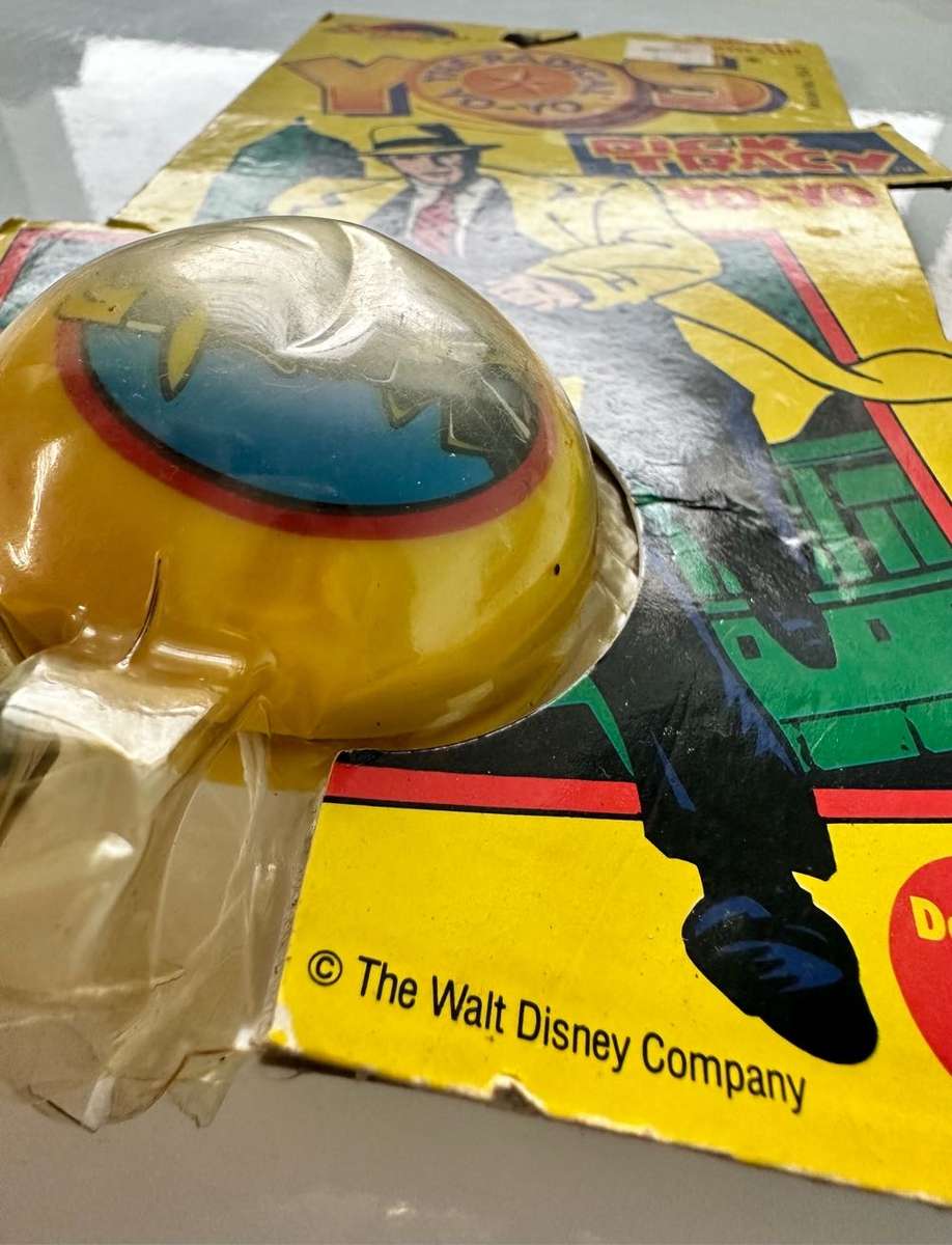 VINTAGE 1989 SPECTRA STAR `DICK TRACY` RADICAL YO-YO MODEL 1543 NOS