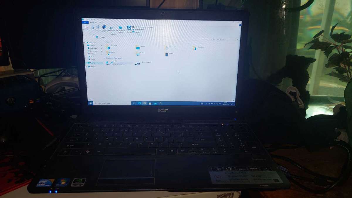 Acer Travelmate i5 480M laptop