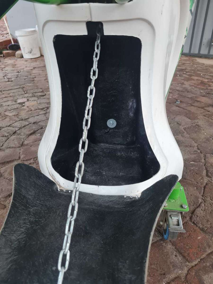 Green machine waterless Car wash system