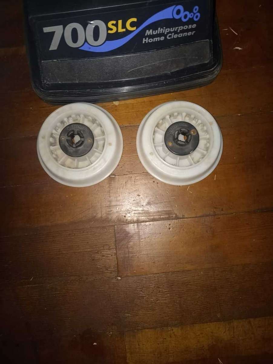 Electrolux 7 in 1 carpet shampooer