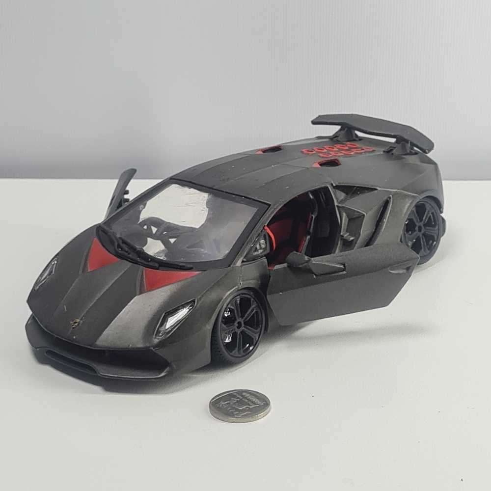 Lamborghini Sesto Elemento Matt Grey 124 Diecast Car Model by Bburago