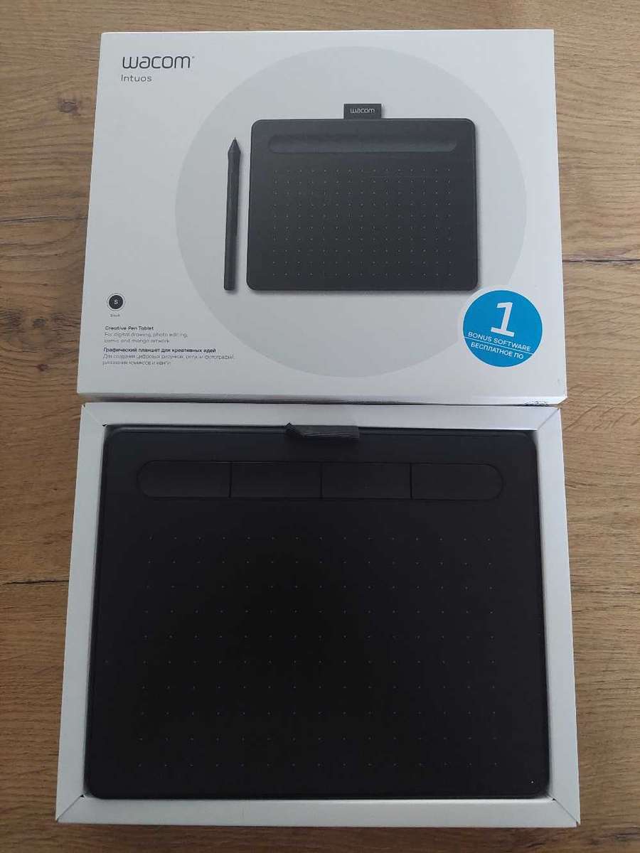 Wacom Intuos Graphic Design/Drawing Pad