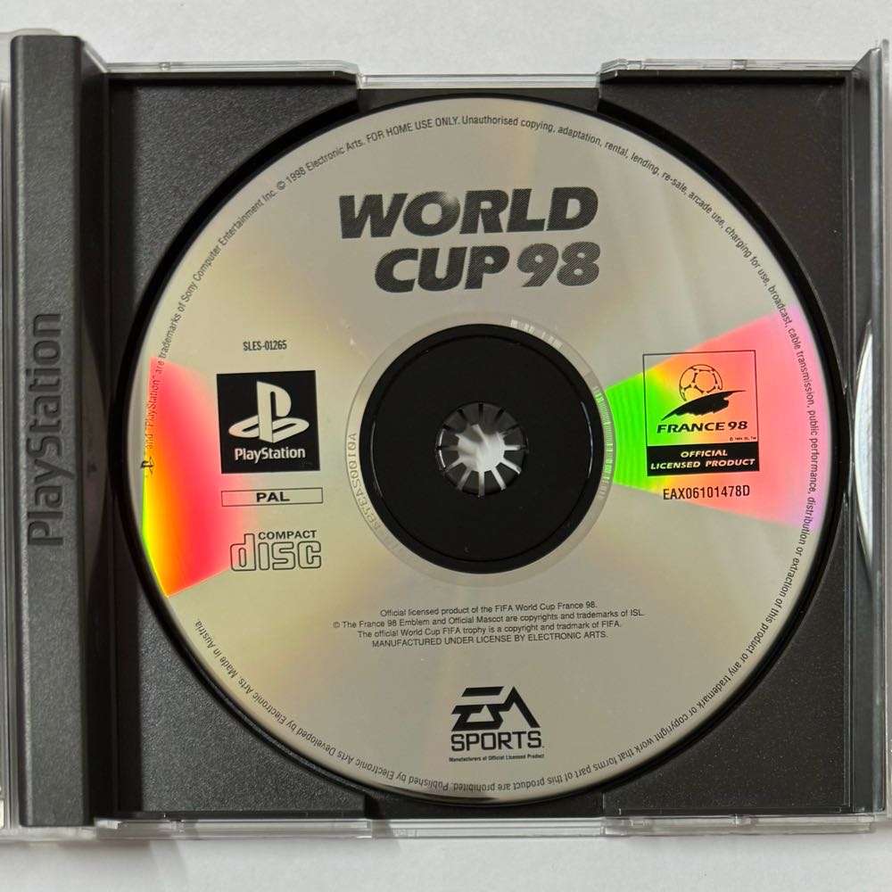 Playstation 1 : France World Cup 98 complete with owners manual
