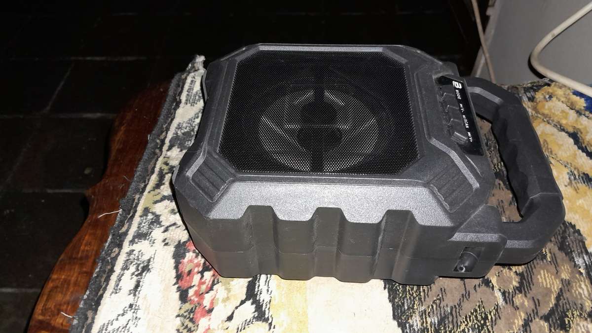 BOUNCE SPEAKER