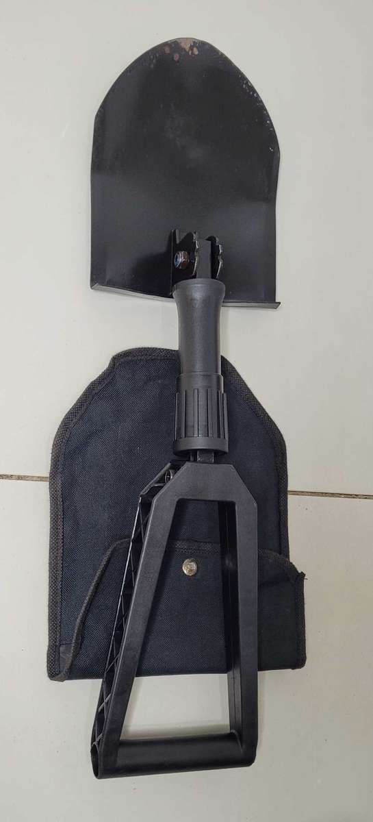 Used Foldable Shovel