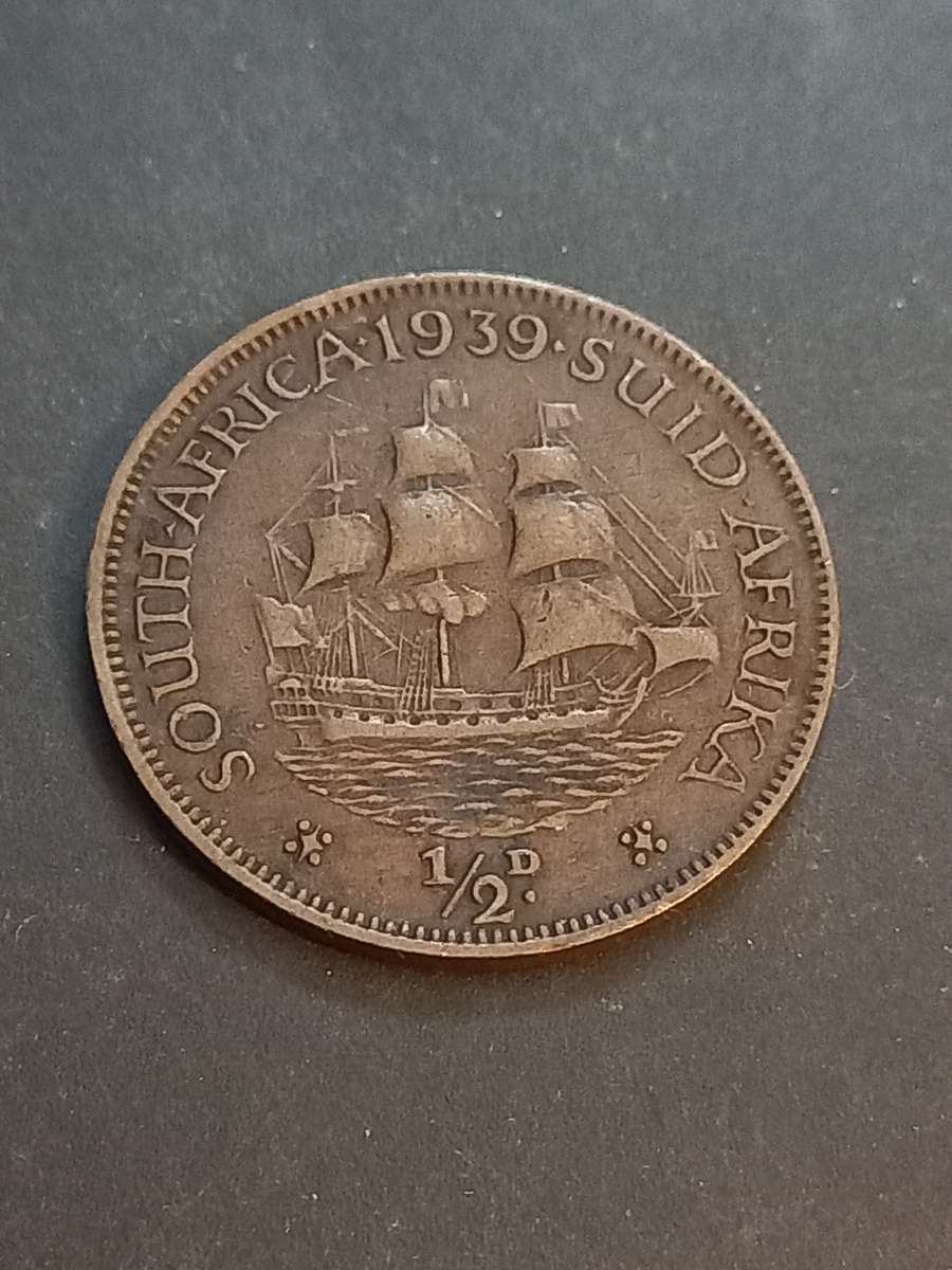 1939 SAU half penny. ***Low mintage of 270 970***