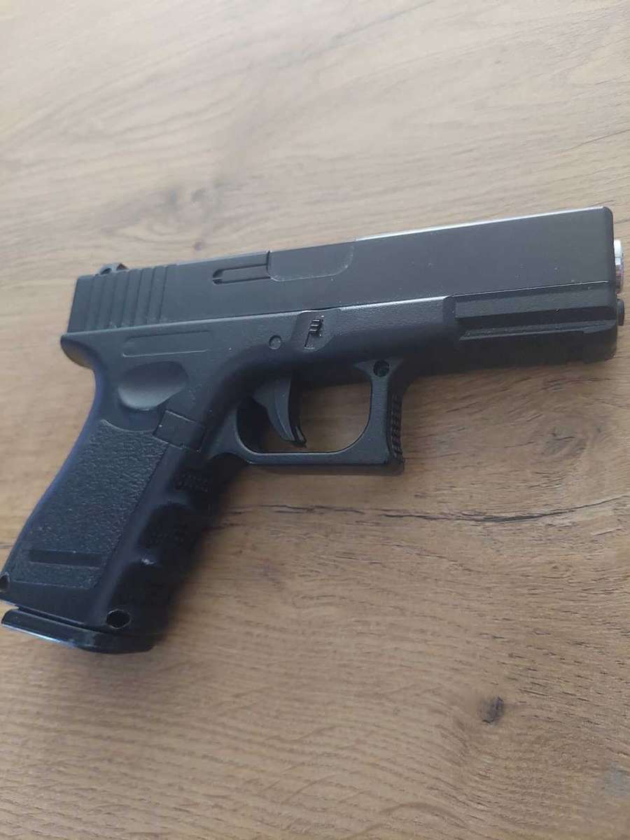 Glock 19 Toy BB Gun,& bb,s