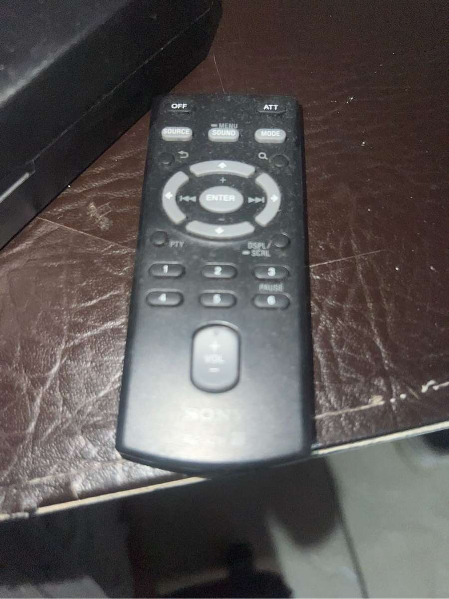 Sony CDX-G1150U radio