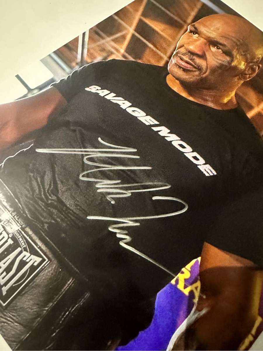AUTHENTIC AUTOGRAPH BY IRON MIKE TYSON - STUNNING COA